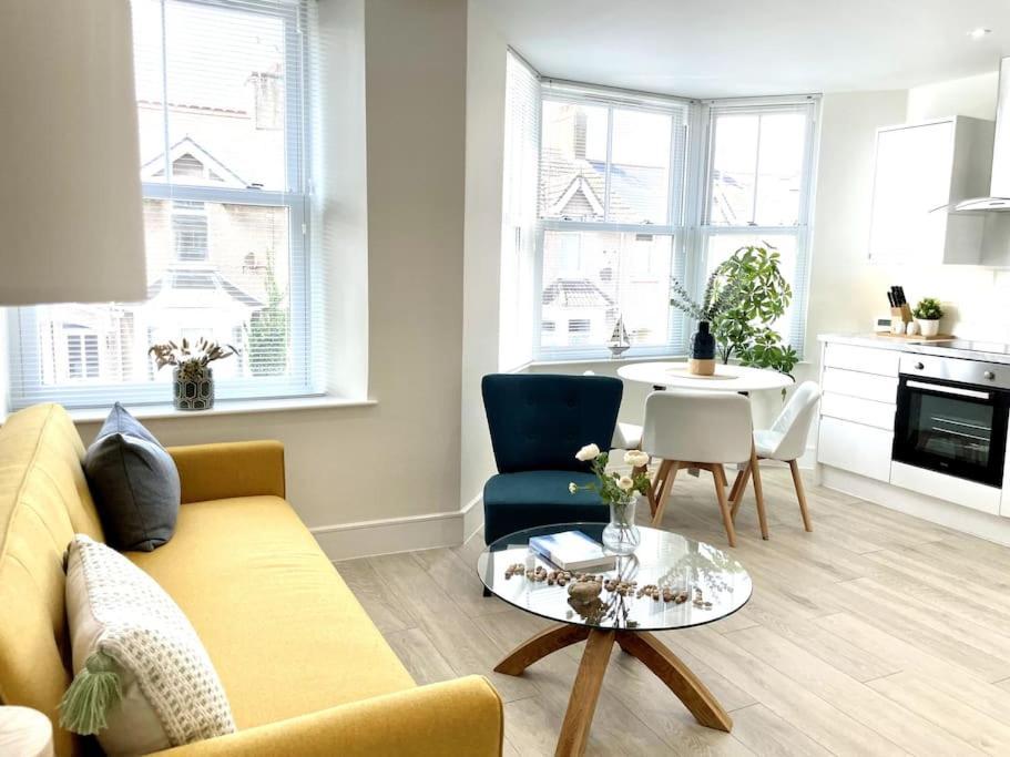 Luxury Porthcawl 1 Bedroom Apt, Prime Location Kültér fotó